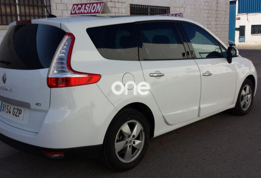 RENAULT Grand Scenic 2010