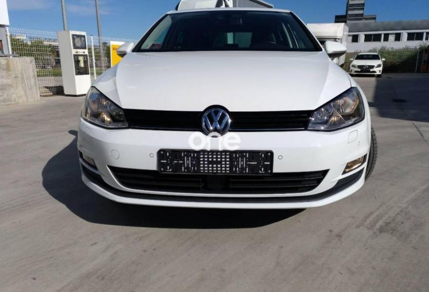 VOLKSWAGEN Golf 2015