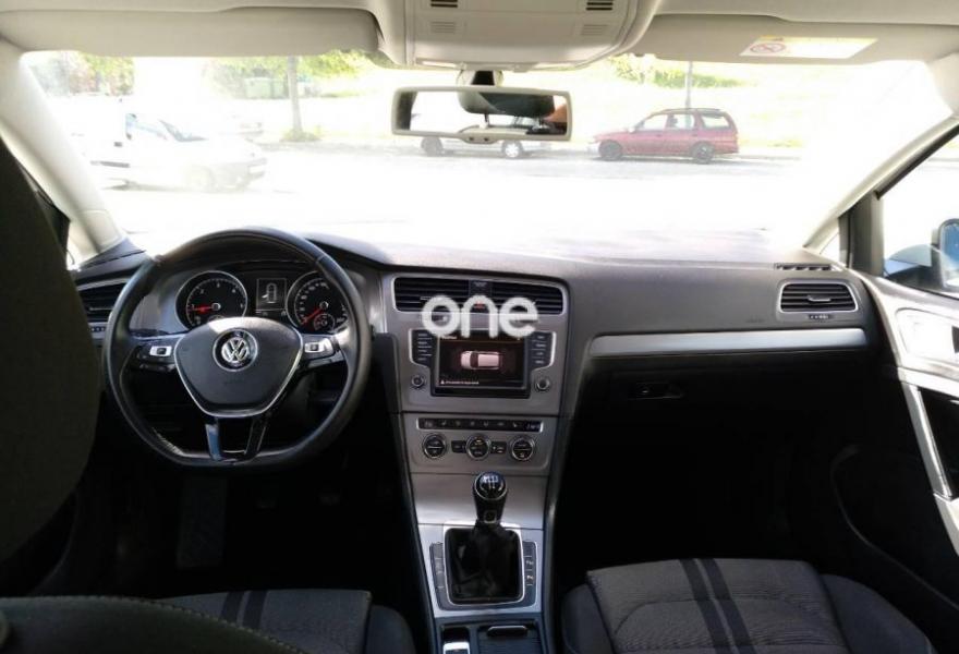 VOLKSWAGEN Golf 2015