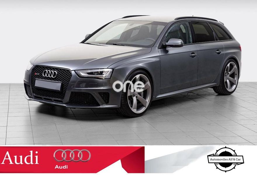 AUDI RS4 2013