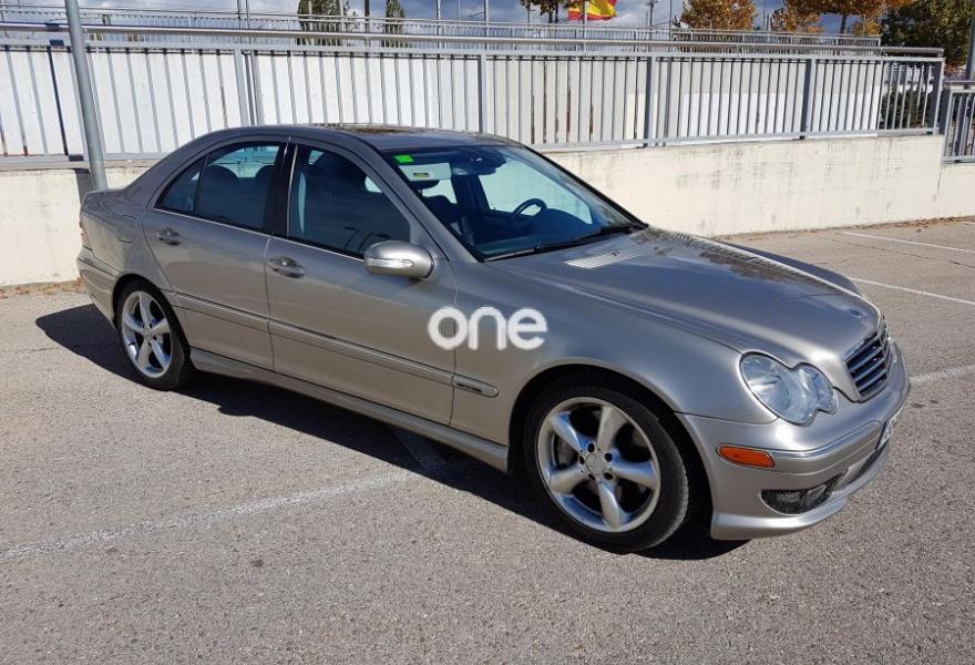 MERCEDES Clase C 2006