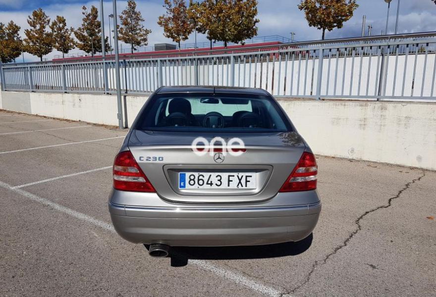 MERCEDES Clase C 2006