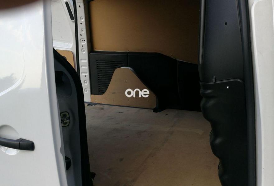 PEUGEOT Partner 2012